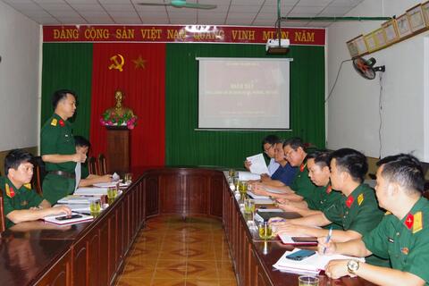 Cục chính trị quân khu 4  Khảo sát hoạt động chi bộ quân sự phường, xã tại Thừa Thiên Huế