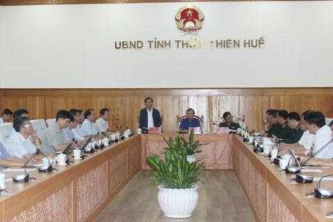 Phó thủ tướng Trần Lưu Quang họp chỉ đạo khắc phục hậu quả lũ lụt tại tỉnh Thừa Thiên Huế
