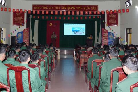 Thành phố Huế định hướng nghề nghiệp và tuyên truyền chính sách học nghề cho Bộ đội xuất ngũ