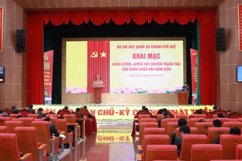 Bộ CHQS thành phố khai mạc huấn luyện, luyện tập chuyển trạng thái sẵn sàng chiến đấu năm 2026