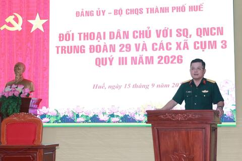 Đảng ủy - Bộ CHQS thành phố đối thoại dân chủ với cán bộ sĩ quan, QNCN các đơn vị