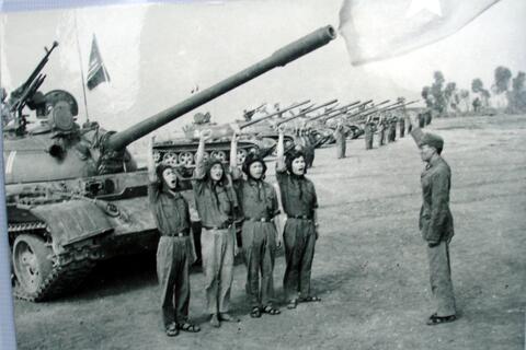 Kỷ niệm 62 năm Ngày truyền thống bộ đội Tăng-Thiết giáp (05/10/1959-05/10/2021)