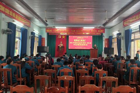 Thị xã Phong Điền: Các Cụm tổ chức khai mạc Huấn luyện Dân quân năm 2025.