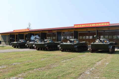 Trung đoàn 6, Tiểu đoàn Tăng thiết giáp 3 và Ban CHQS thị xã Hương Thủy luyện tập chuyển trạng thái sẵn sàng chiến đấu năm 2024