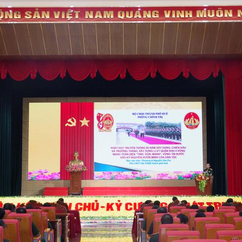 Bộ CHQS thành phố Huế bồi dưỡng báo cáo viên tuyên truyền kỷ niệm 80 năm ngày thành lập Lực lượng vũ trang Quân khu 4