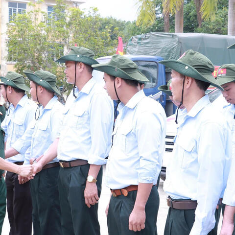 Gặp mặt, động viên Đội 192 đi thực hiện nhiệm vụ tại Lào, mùa khô 2025 - 2026