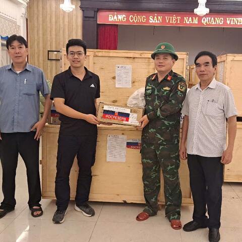 Thành phố Huế tiếp nhận hàng viện trợ quốc tế khẩn cấp của Chính phủ Liên bang Nga