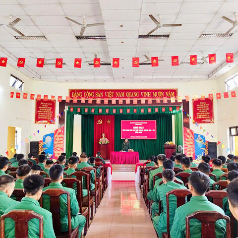 Trung đoàn 6 đối thoại dân chủ với cán bộ, chiến sĩ năm 2025