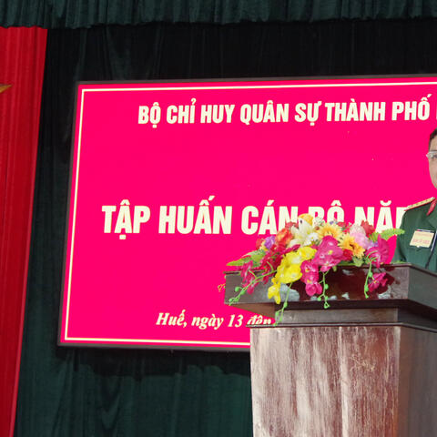 Bộ CHQS thành phố Huế Bế mạc tập huấn cán bộ và giao nhiệm vụ công tác kiểm tra Ban CHQS 40 xã, phường