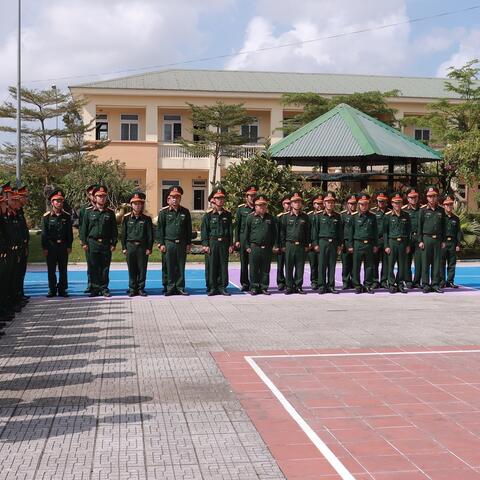 Tập huấn cán bộ sĩ quan, QNCN mới tuyển dụng năm 2026