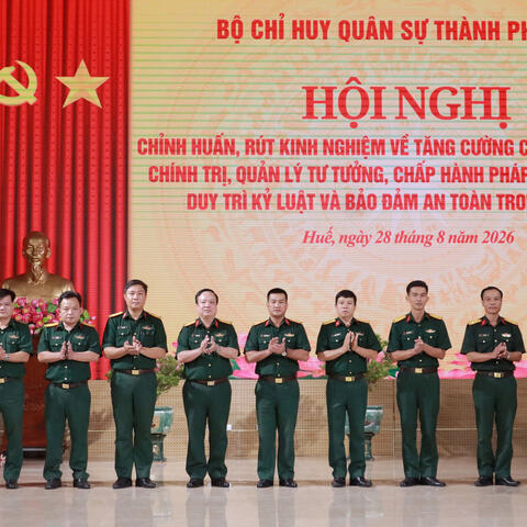 Bộ CHQS thành phố hội nghị chỉnh huấn, rút kinh nghiệm công tác giáo dục chính trị, quản lý tư tưởng, chấp hành pháp luật nhà nước, duy trì kỷ luật và bảo đảm an toàn trong Quân đội