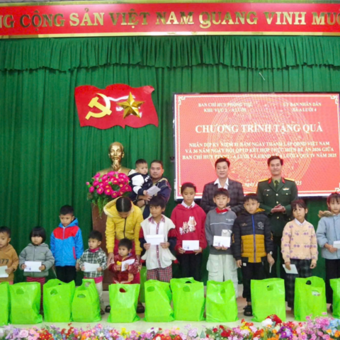 Ban Chỉ huy PTKV 2 - A Lưới tổ chức nhiều hoạt động thiết thực chào mừng kỷ niệm 81 năm Ngày thành lập Quân đội nhân dân Việt Nam