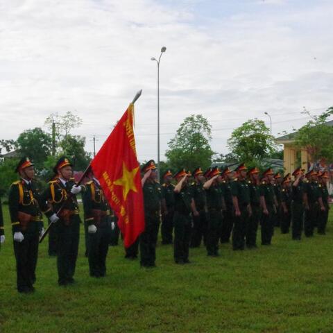 Ban Chỉ huy phòng thủ khu vực 1 - Hương Trà tổ chức chào cờ tháng 7 năm 2025