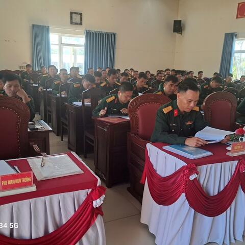 Ban Chỉ huy phòng thủ khu vực 1 - Hương Trà tổ chức rút kinh nghiệm huấn luyện, xây dựng chính quy, quản lý kỷ luật tháng đầu huấn luyện năm 2026 và hoạt động quân sự địa phương khi thực hiện hệ thống chính quyền địa phương 2 cấp