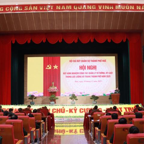 Bộ CHQS thành phố rút kinh nghiệm công tác quản lý tư tưởng, kỷ luật và học tập Nghị quyết Đại hội Đảng bộ Quân đội