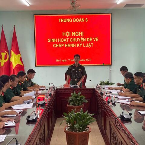 Trung đoàn 6: tổ chức sinh hoạt chuyên đề quán triệt các chỉ thị, văn bản về chấp hành kỷ luật của Quân đội và pháp luật nhà nước