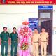 Đảng ủy - Chỉ huy Ban Chỉ huy PTKV3 - Phú Lộc Thăm, Tặng hoa nhân kỷ niệm 80 năm ngày truyền thống CAND.